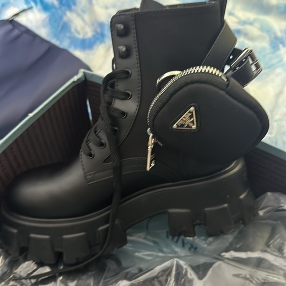 Prada boots - Picture 2 of 4